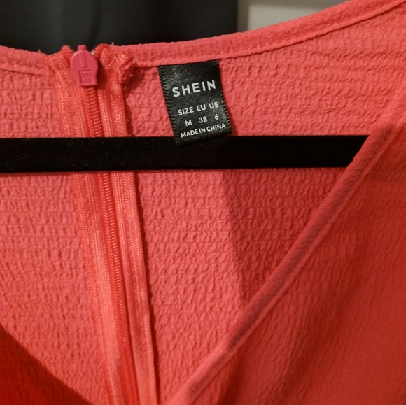 Hot pink barbiecore maternity romper - Picture 9 of 9